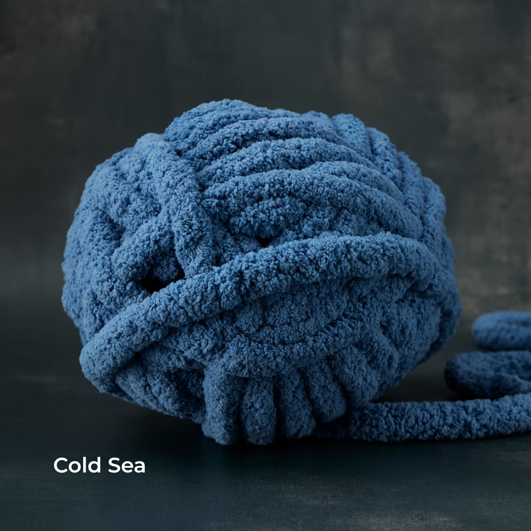 Solid Chunky Knit Throw Blanket